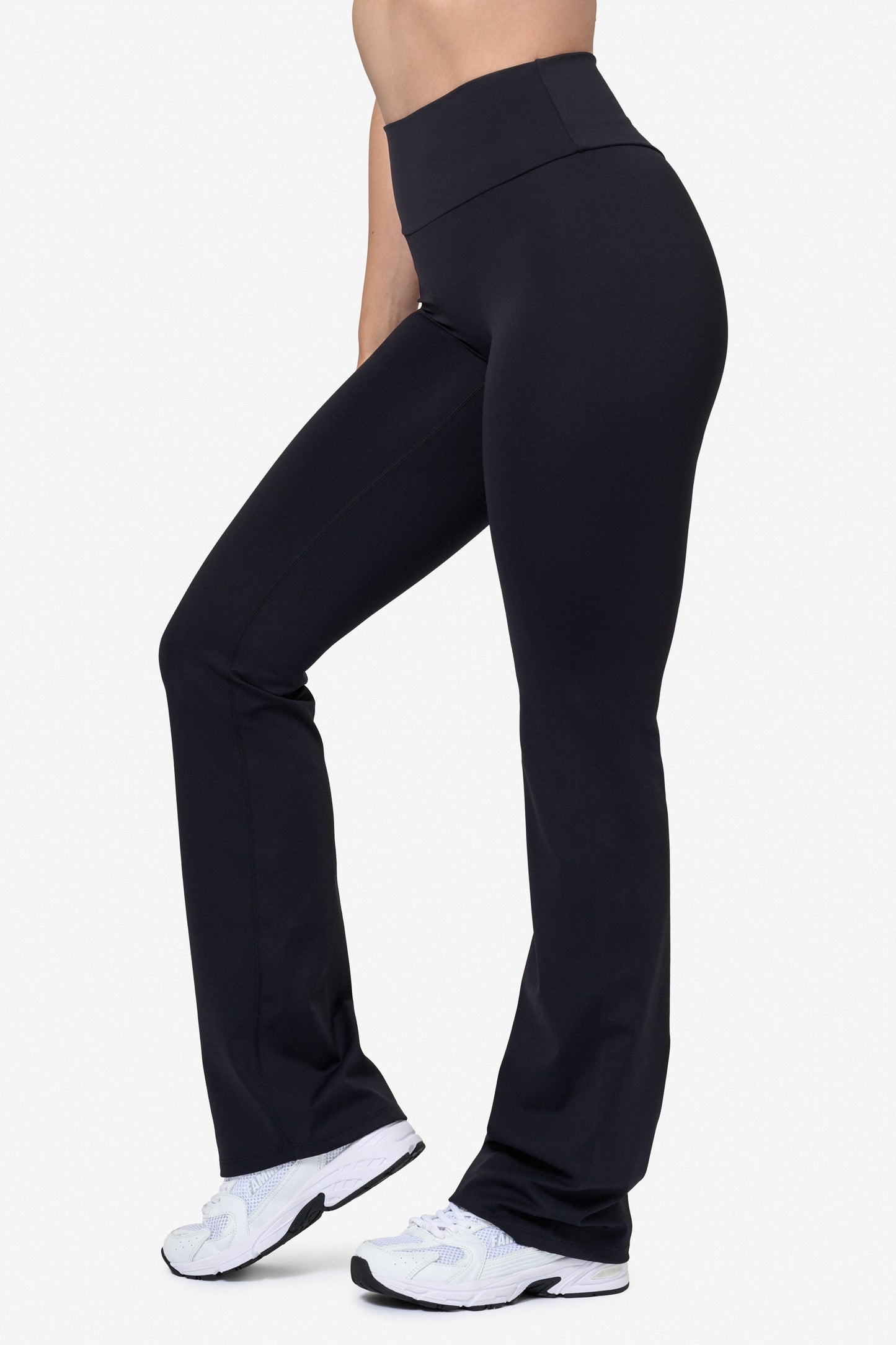 Signature Flared Leggings - for dame - Famme - Leggings