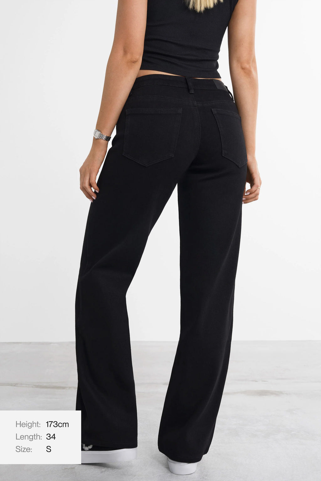 Low Waist Baggy Jeans